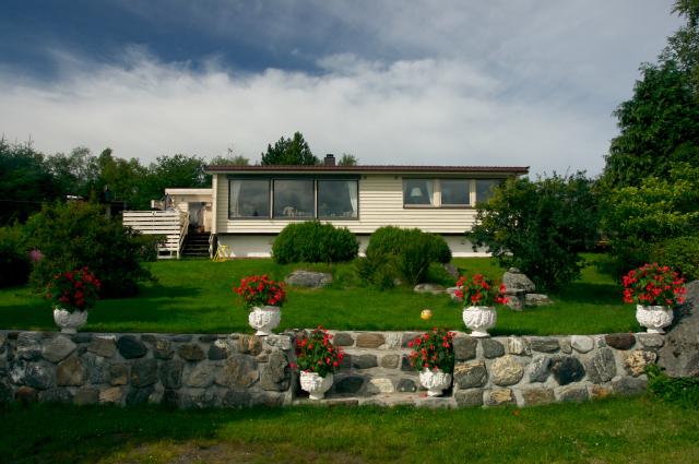 Huset til Else-Britt og Lorentz på Humla