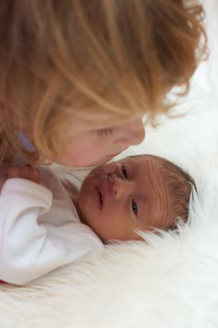 Sisterly love (by Morten Brekkevold) Sisterly love