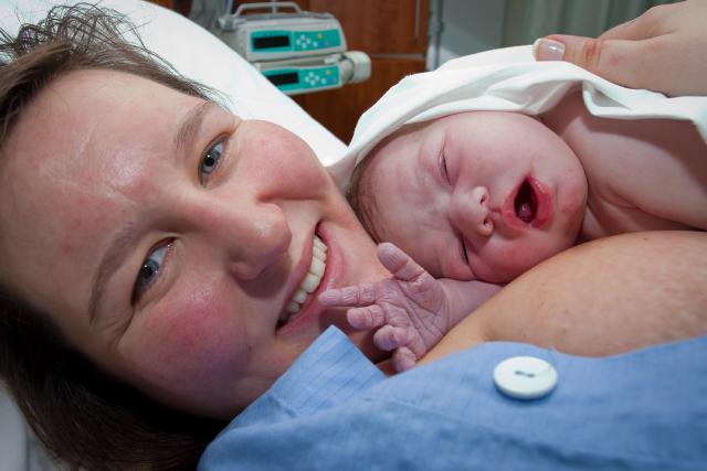 Emilie, bare minutter gammel